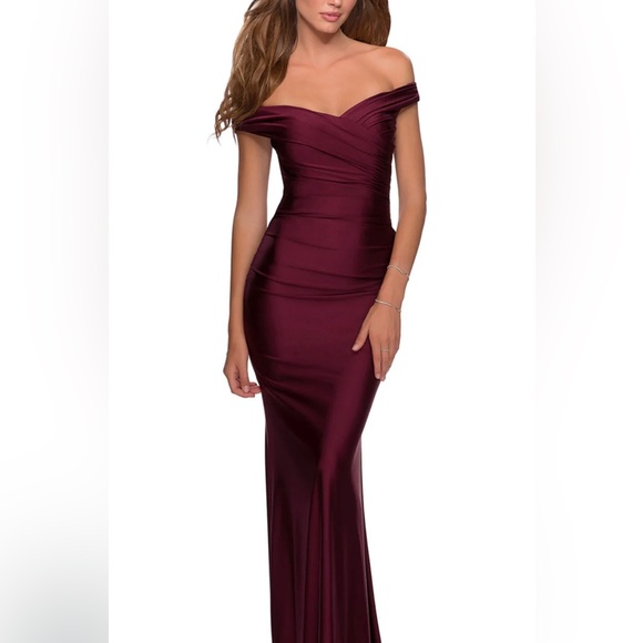 BRAND NEW NEVER WORN LA FEMME CHIC JERSEY LONG DRESS FROM MARLAS FASHION TORONTO - Picture 1 of 4